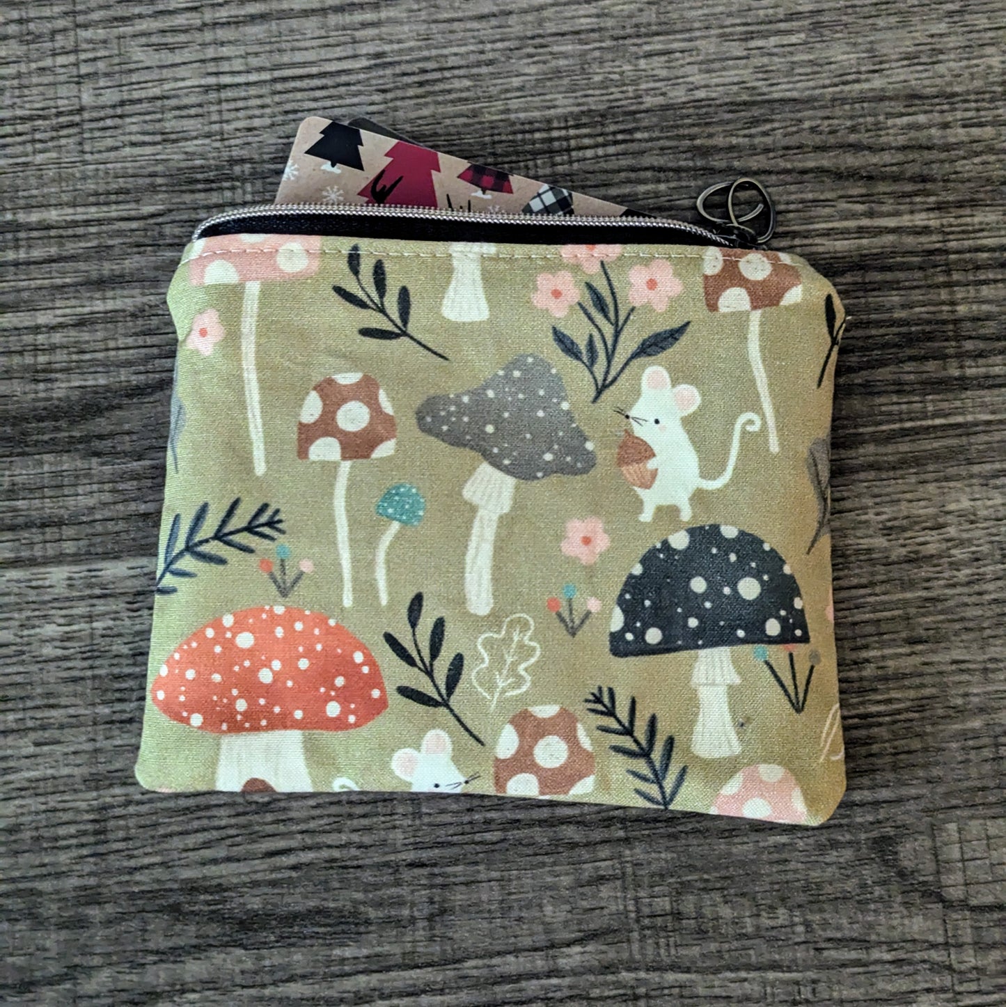 Mushroom Cotton Zipper Pouch