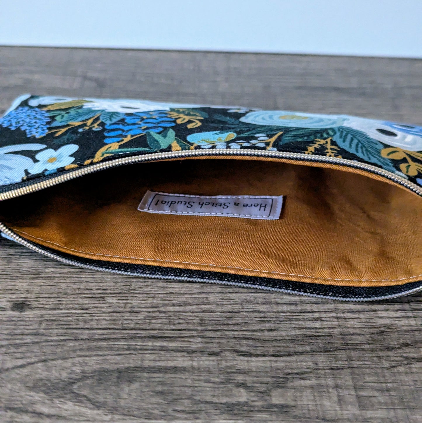 Dark Blue Floral Cotton Zipper Pouch