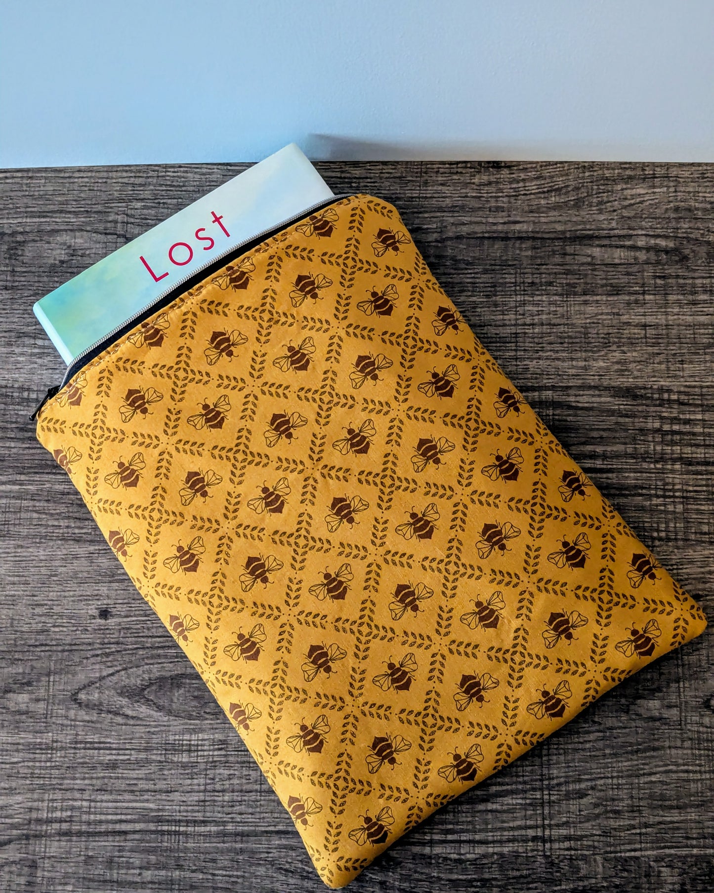 Golden Honey Bee Cotton Book & E-Reader Sleeve