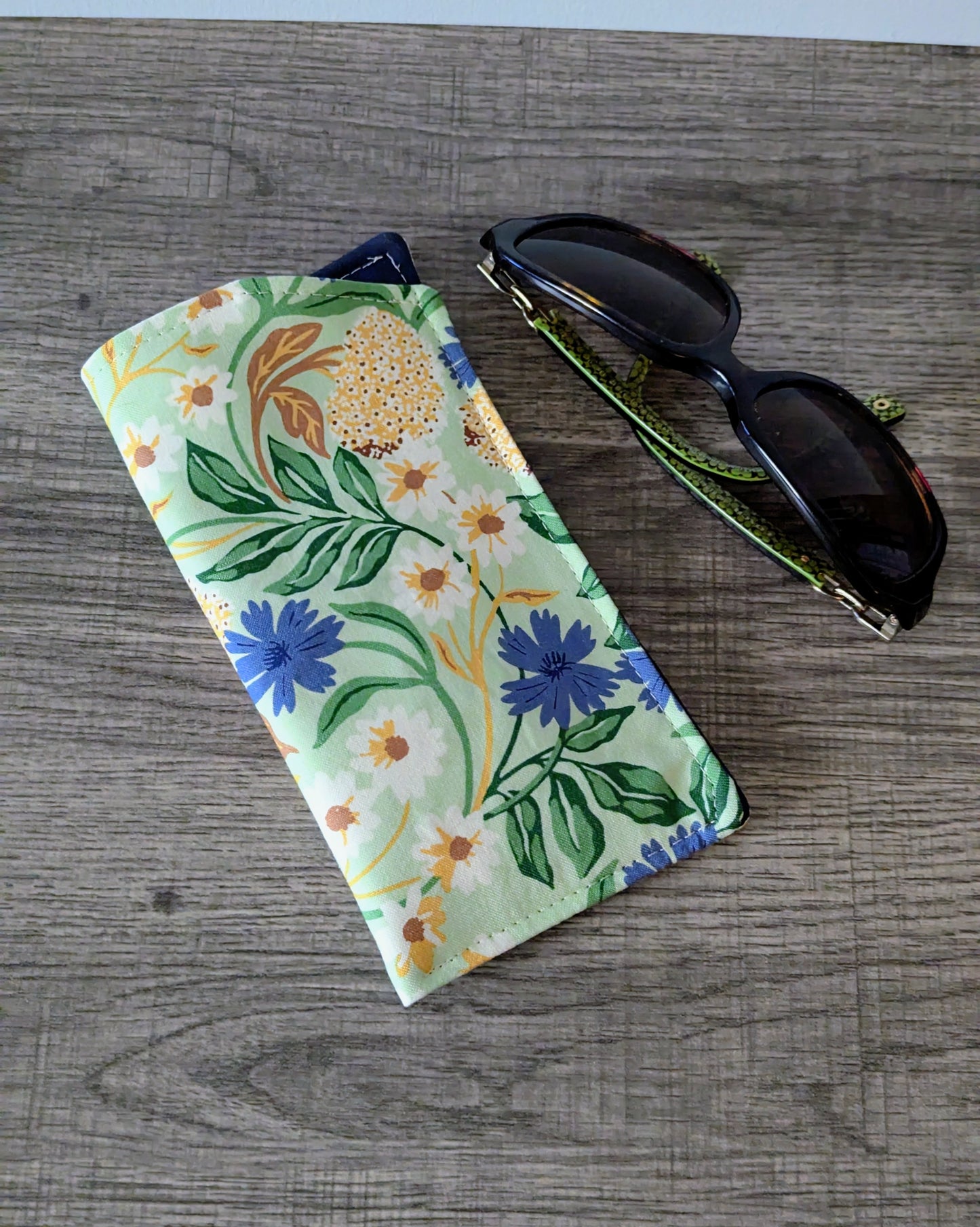 Green Floral Eyeglass Pouch