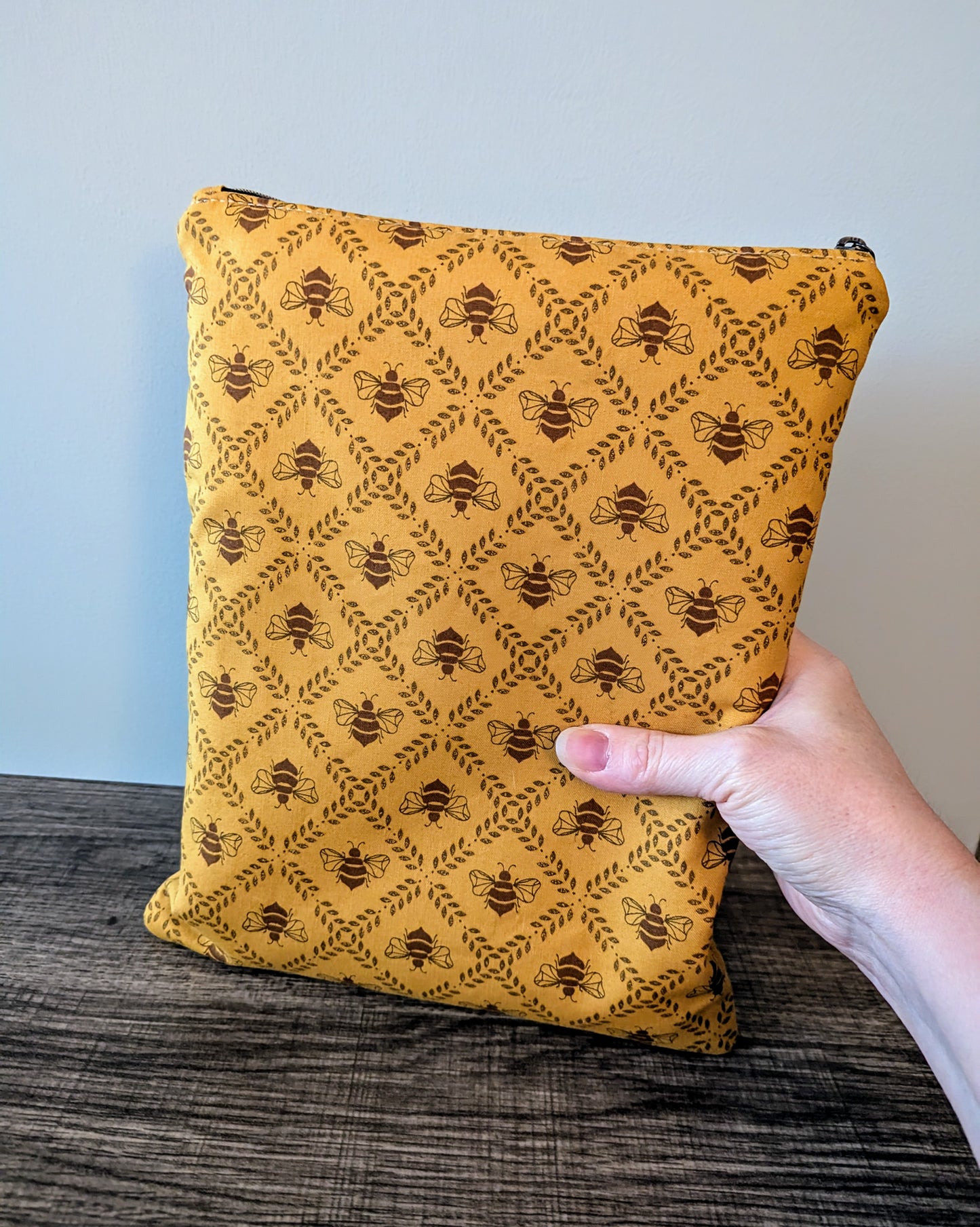 Golden Honey Bee Cotton Book & E-Reader Sleeve