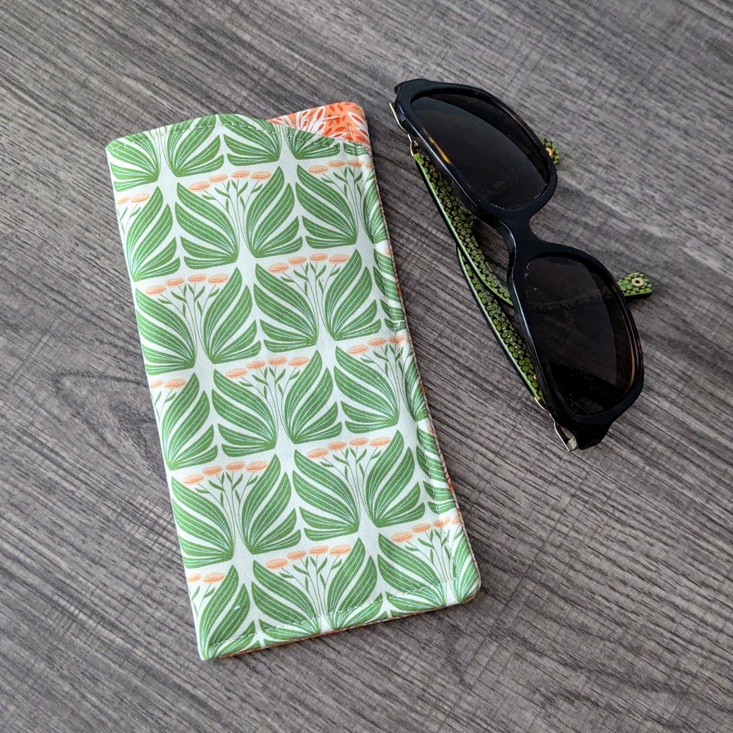 Oma's Garden Eyeglass Pouch