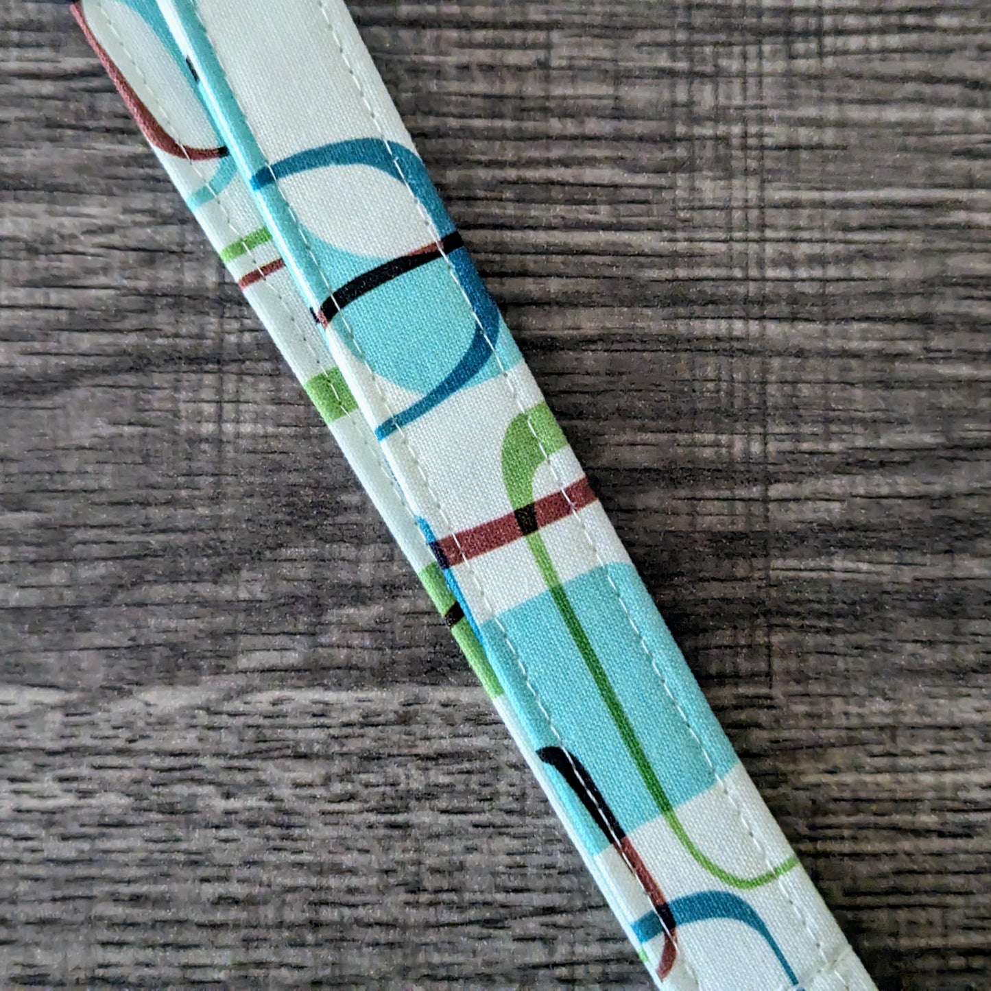 Retro Mod Print Cotton Wrist Lanyard