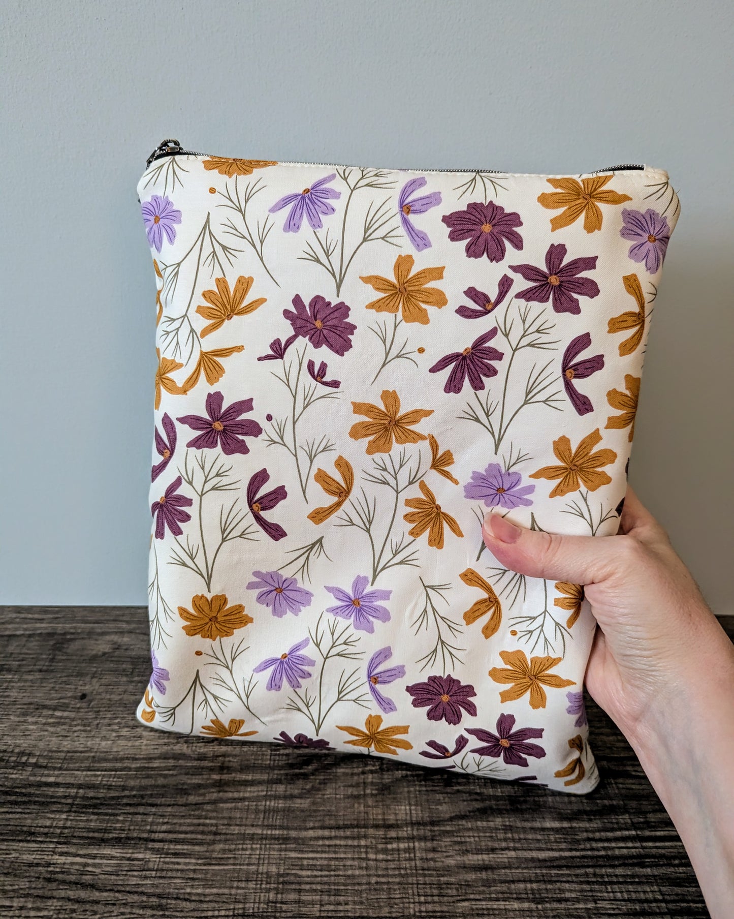 Cream Floral Cotton Book & E-Reader Sleeve