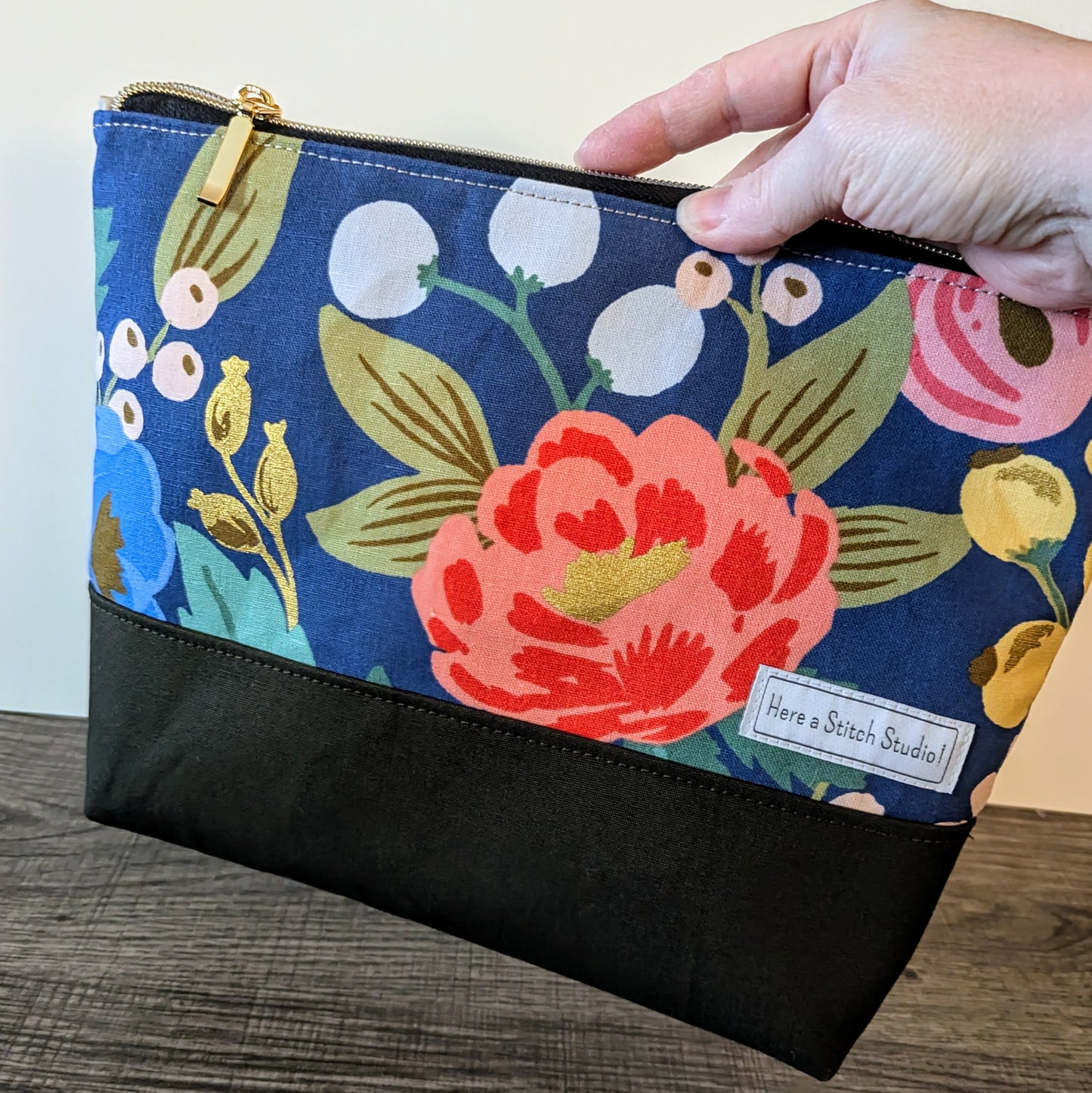 Large Blue Floral Canvas Zipper Bag