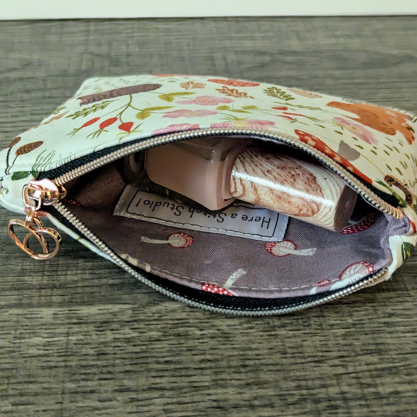 Cream Squirrel Cotton Zipper Pouch