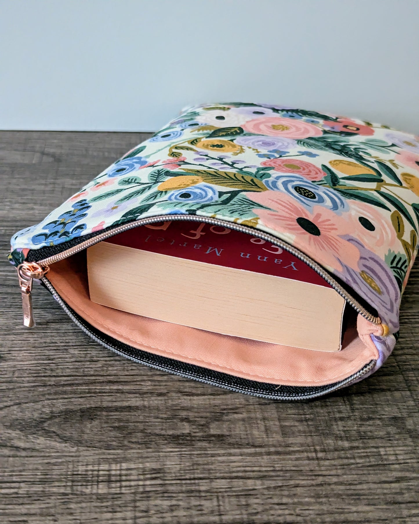 Ivory Floral Cotton Book & E-Reader Sleeve