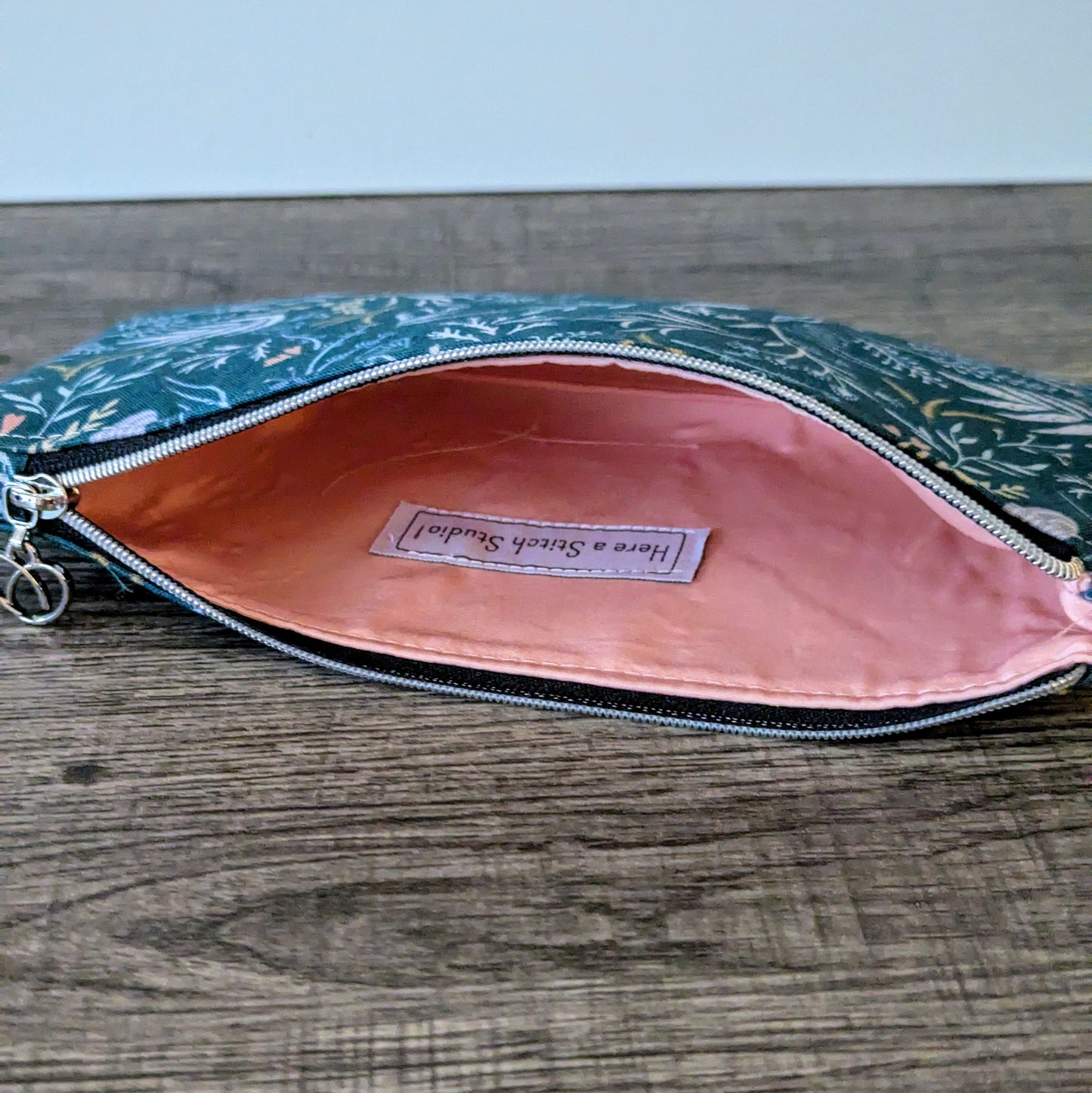 Teal Seaweed Cotton Zipper Pouch