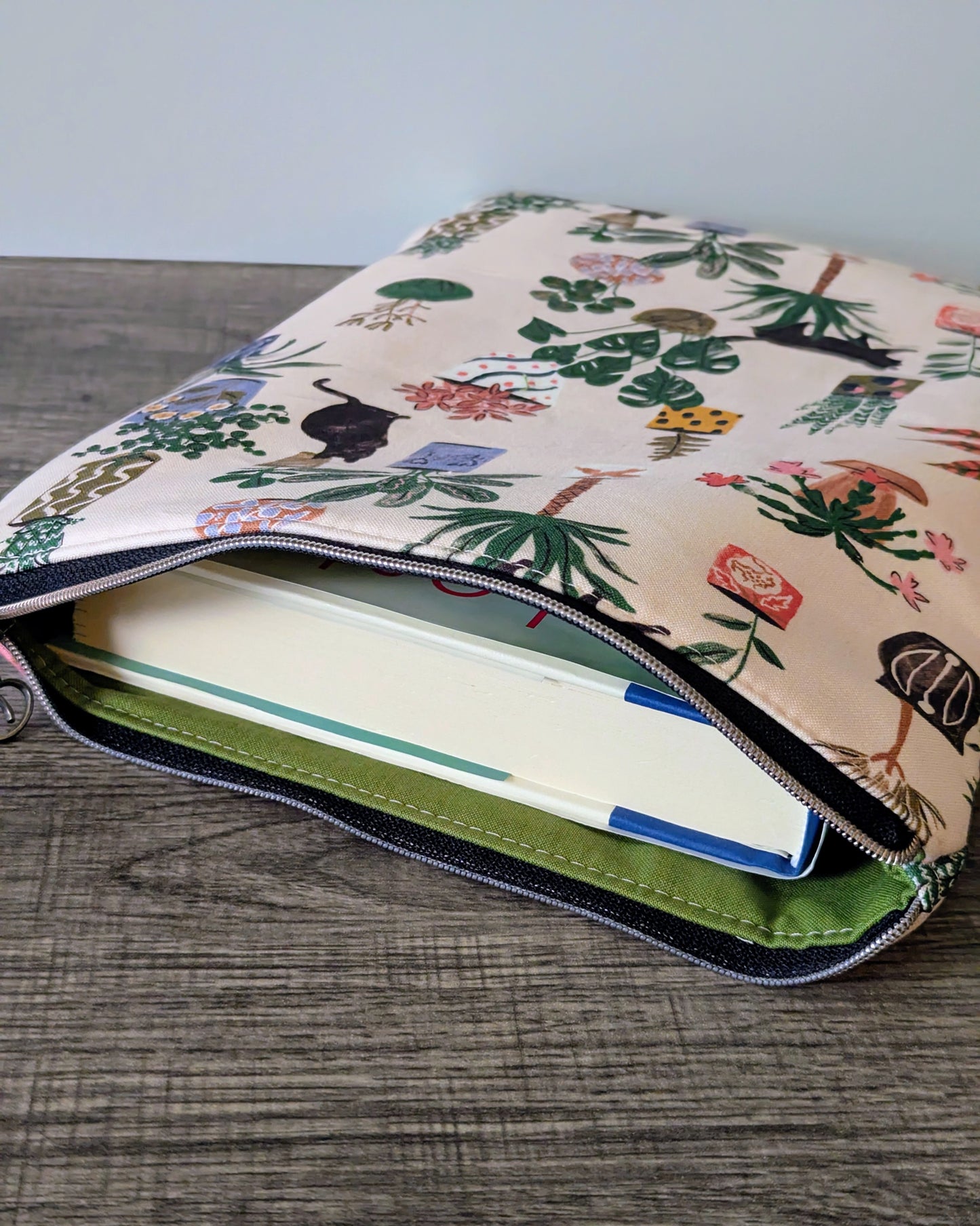 Cats & Plants Cotton Book & E-Reader Sleeve