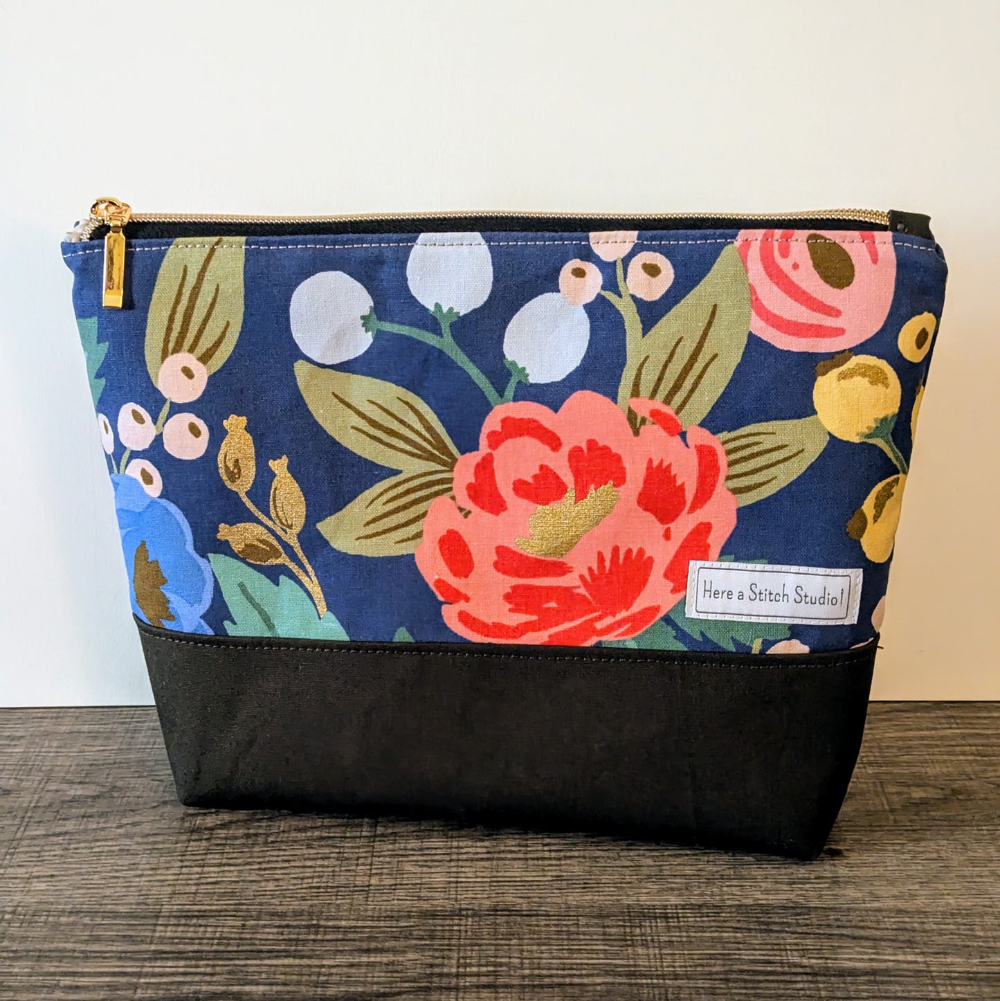 Large Blue Floral Canvas Zipper Bag
