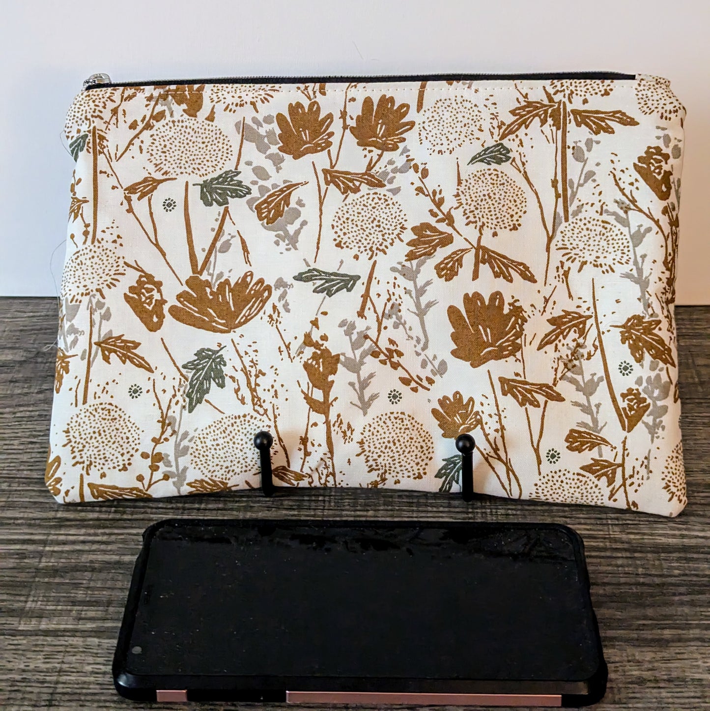 Cream Floral Cotton Zipper Pouch