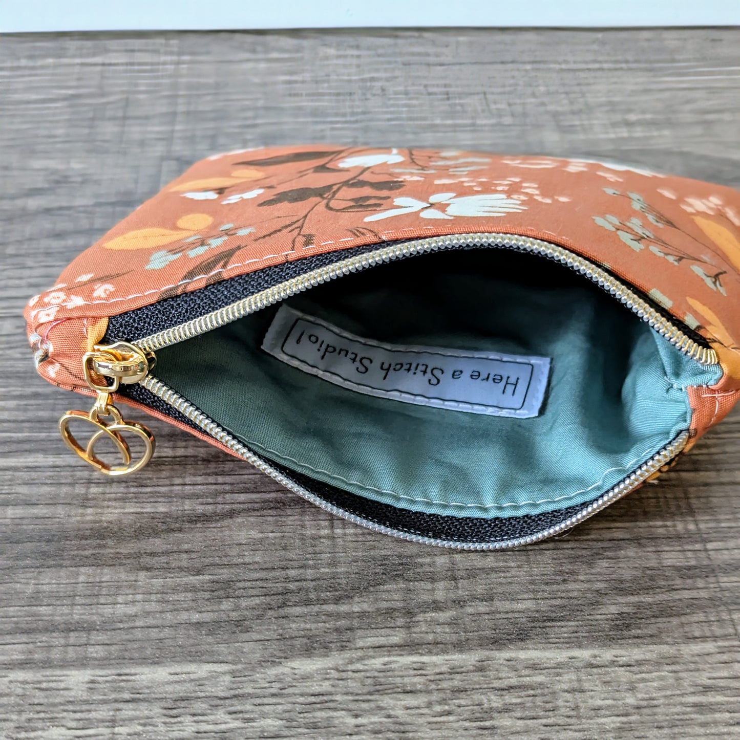 Tan Wildflower Cotton Zipper Pouch