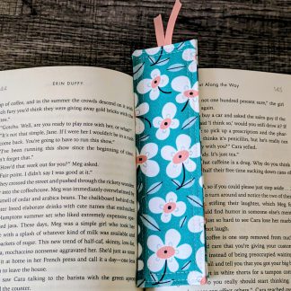 Turquoise Daisy Bookmark