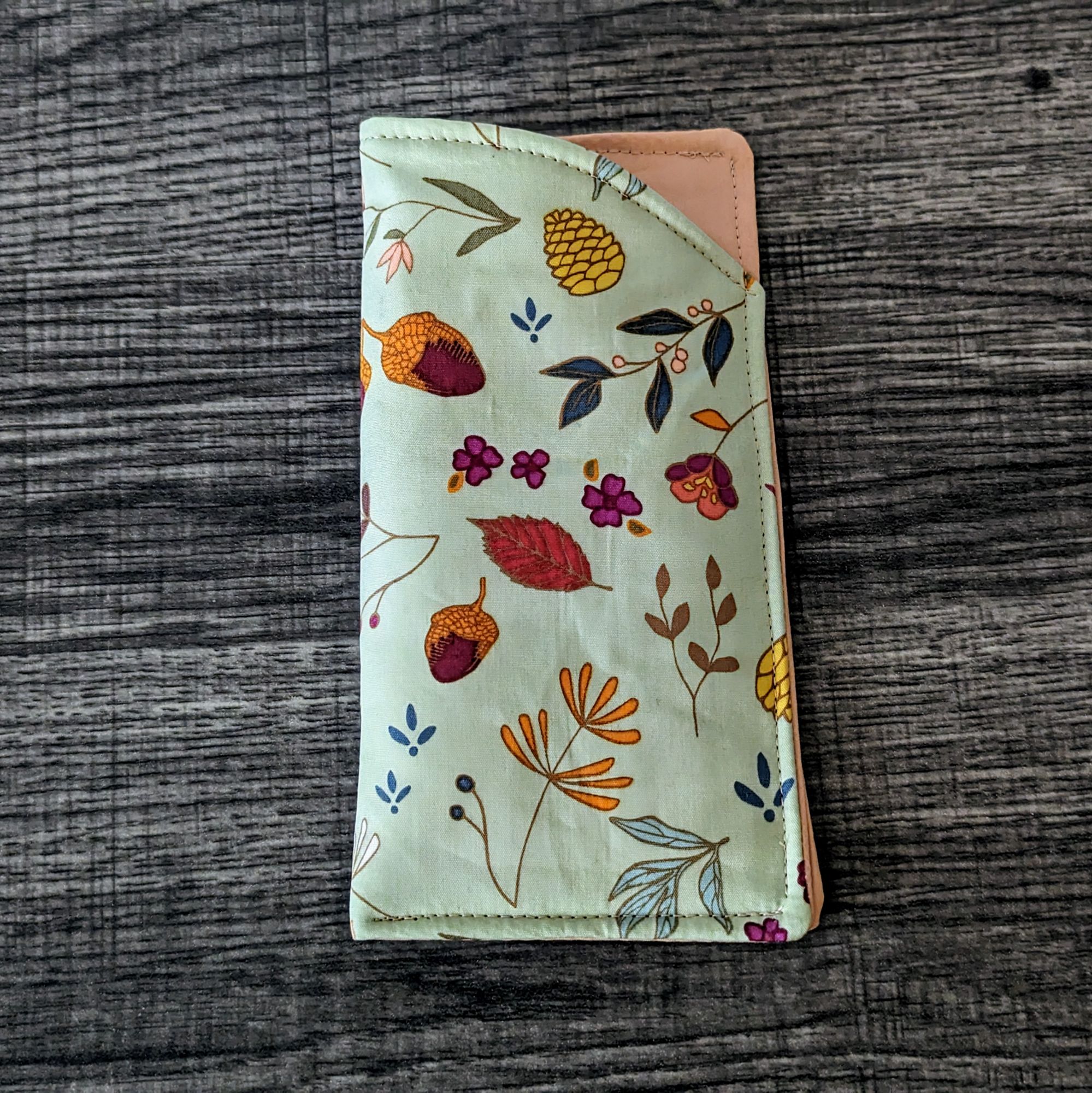 Acorn Leaves Eyeglass Pouch - Image 3