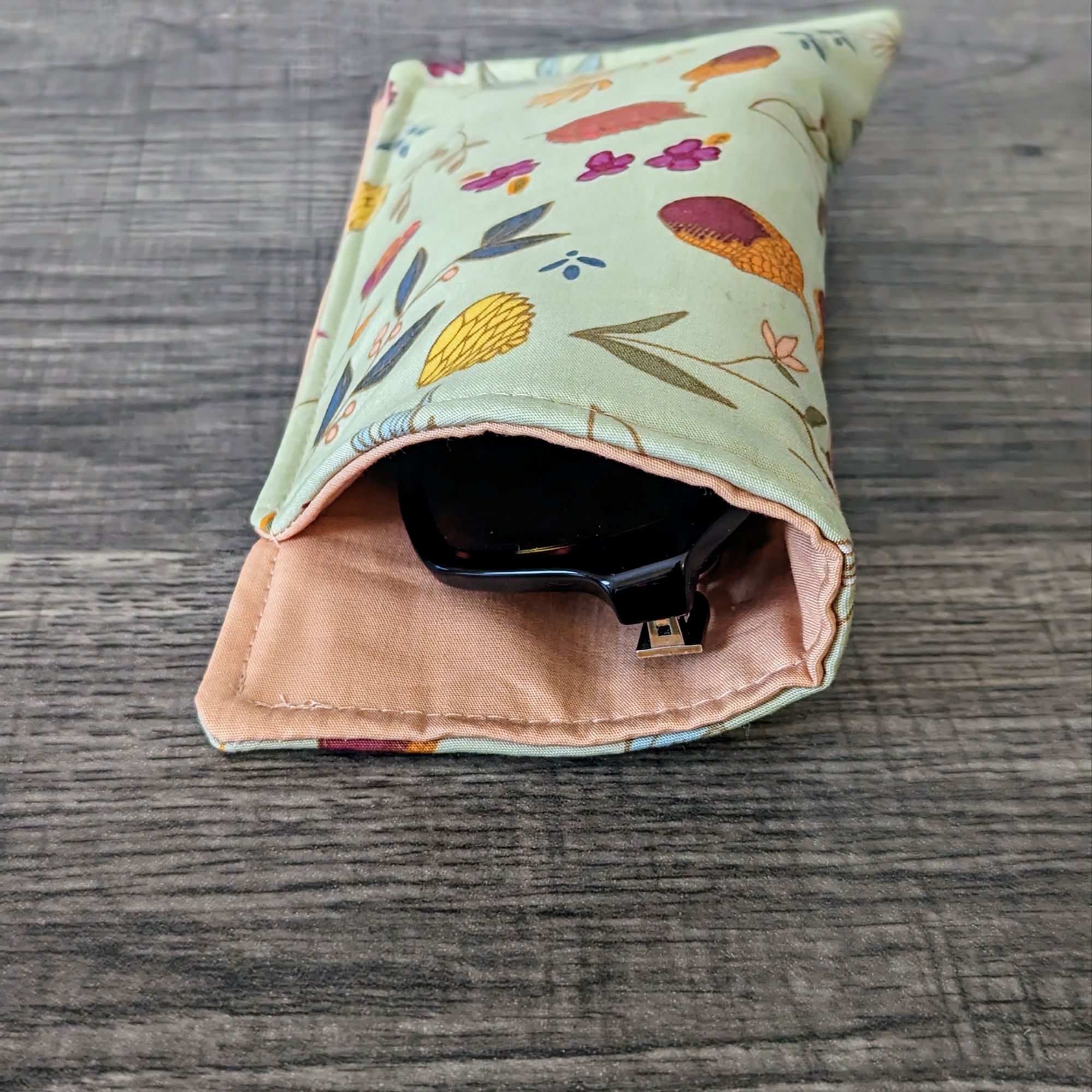 Acorn Leaves Eyeglass Pouch - Image 6