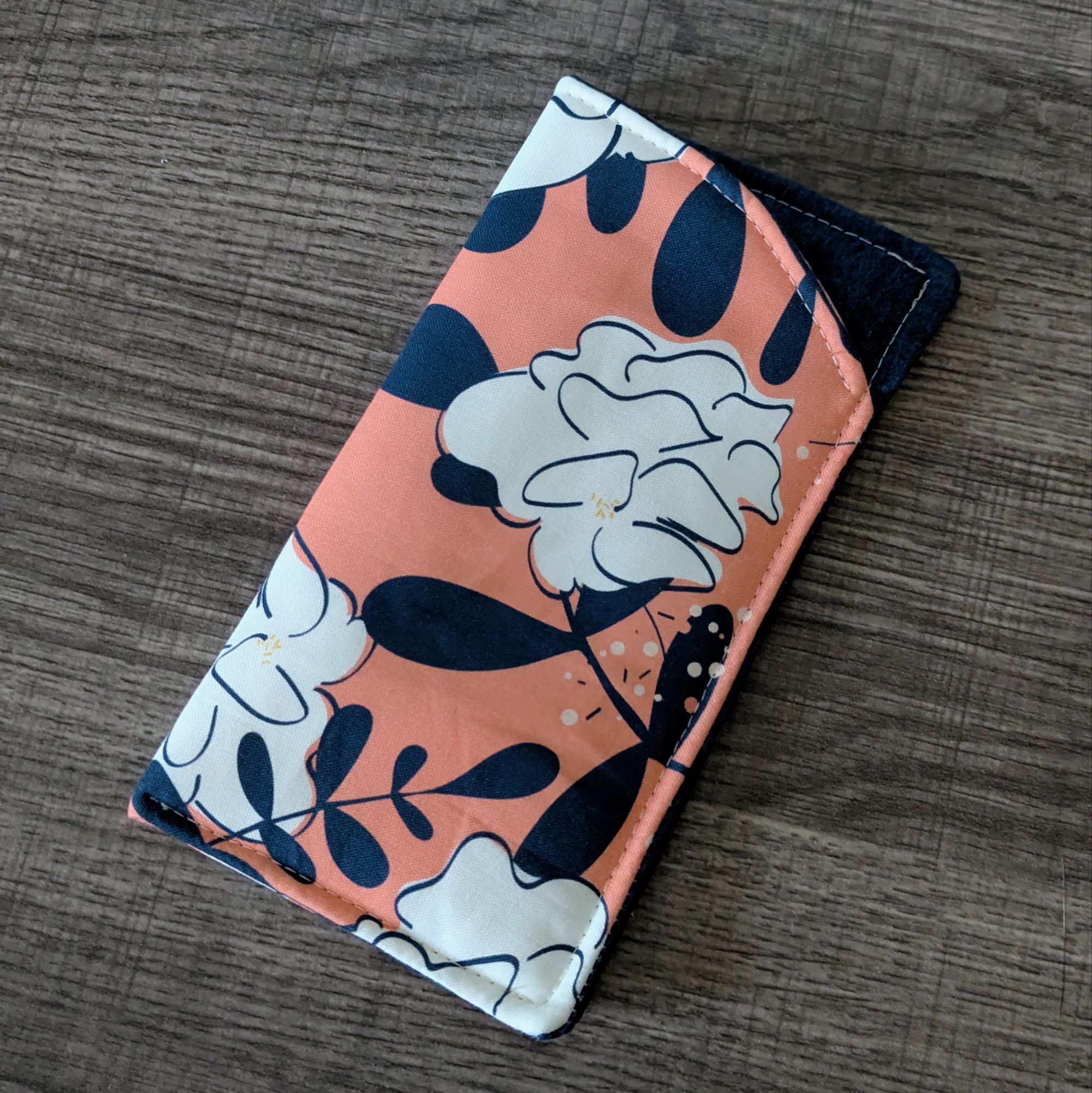 Bold Bloom Eyeglass Pouch - Image 3