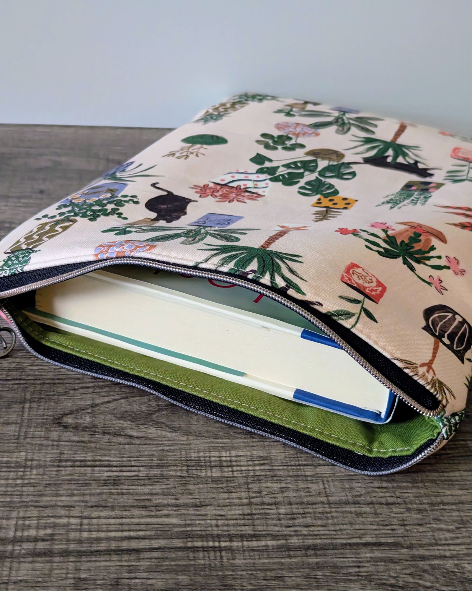 Cats & Plants Book & E-Reader Sleeve - Image 3